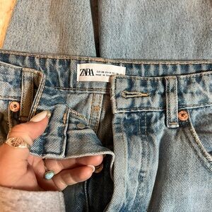 Zara jeans